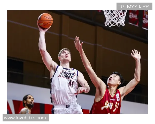 魔雷伦斯与比兰尼塞斯精彩对决直播全程回顾与分析